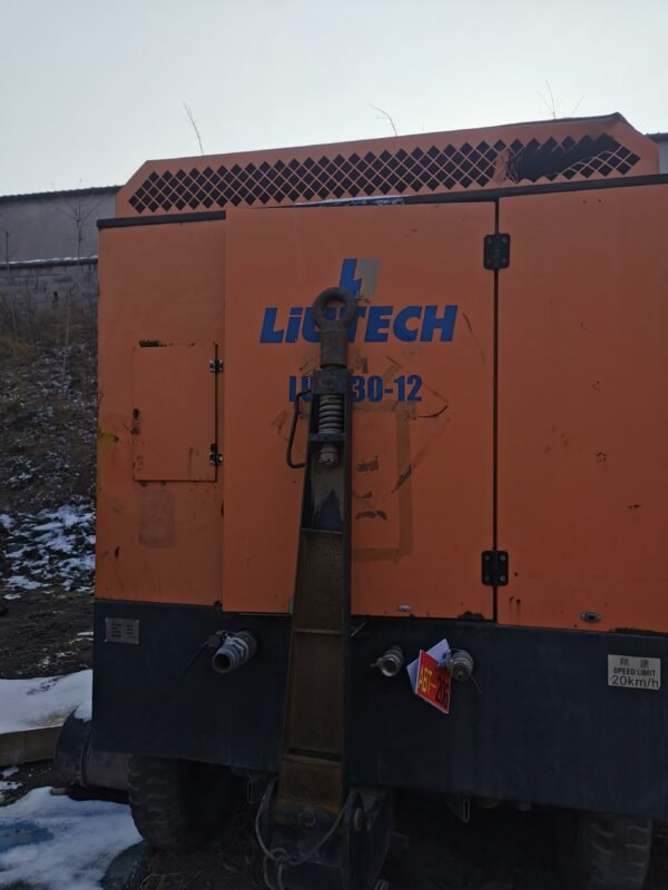 ABT206 LUY230-12 Used Mobile Screw Air Compressor