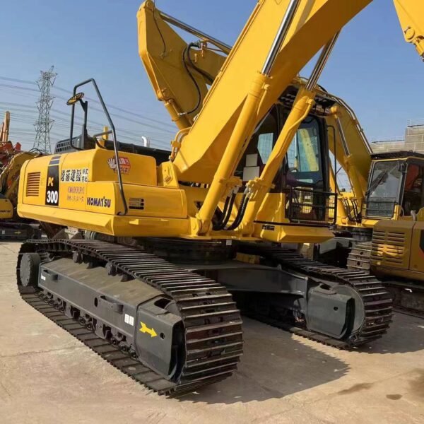 Used Komatsu PC300 Excavator